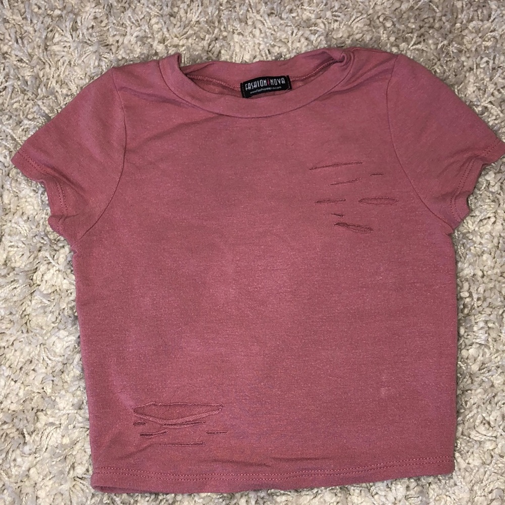 Fashion Nova Distressed Crop Top!!